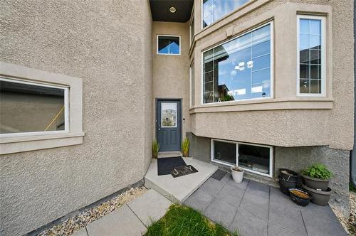 73 Angela Everts Dr, Winnipeg, MB - Outdoor With Exterior