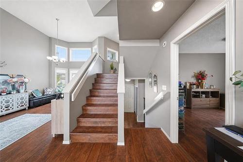 73 Angela Everts Dr, Winnipeg, MB - Indoor Photo Showing Other Room