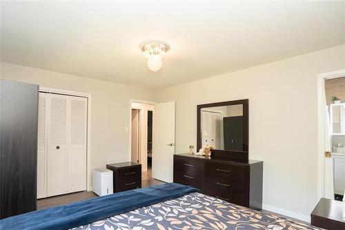 78 Morningside Dr, Winnipeg, MB - Indoor Photo Showing Bedroom