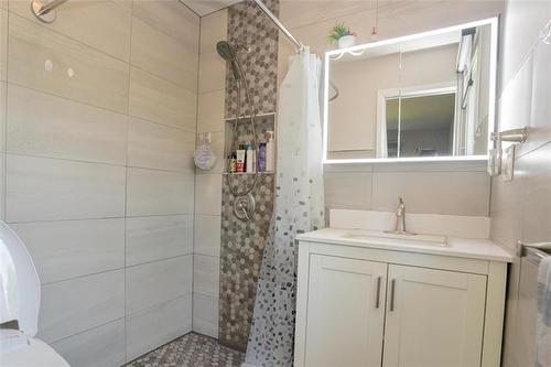78 Morningside Dr, Winnipeg, MB - Indoor Photo Showing Bathroom
