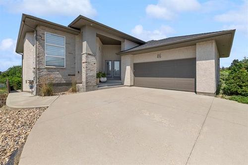 46 Stan Bailie Dr, Winnipeg, MB - Outdoor