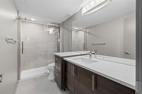 46 Stan Bailie Dr, Winnipeg, MB - Indoor Photo Showing Bathroom
