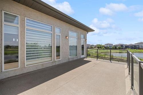 46 Stan Bailie Dr, Winnipeg, MB - Outdoor With Exterior