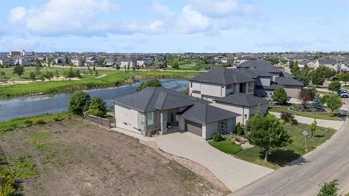 46 Stan Bailie Dr, Winnipeg, MB - Outdoor With View