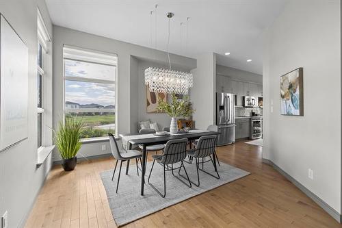 46 Stan Bailie Dr, Winnipeg, MB - Indoor Photo Showing Dining Room