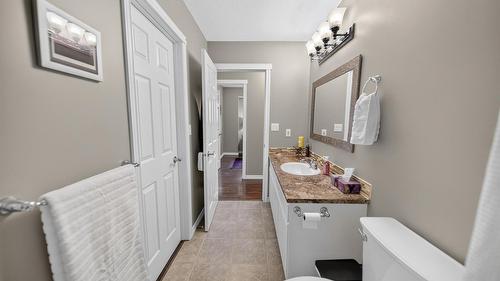 6799 Rosen Lake Road, Jaffray, BC - Indoor Photo Showing Bathroom