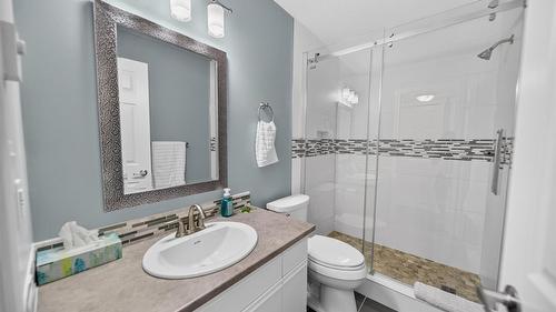6799 Rosen Lake Road, Jaffray, BC - Indoor Photo Showing Bathroom