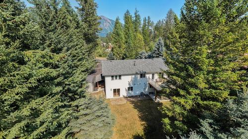 6799 Rosen Lake Road, Jaffray, BC - Outdoor