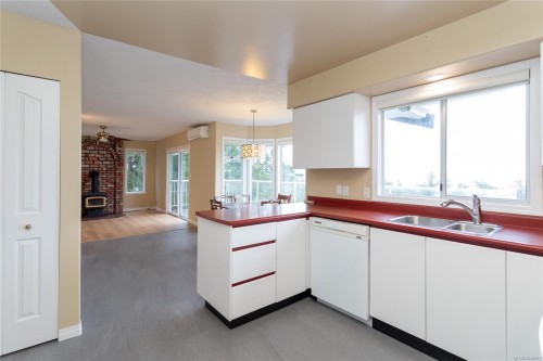 2270 Henlyn Dr, Sooke, BC 