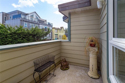 #204-9725 Fourth St, Sidney, BC - Outdoor With Balcony With Exterior