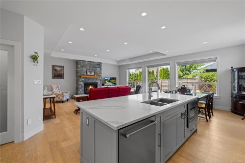 1312 Langara Dr, Nanaimo, BC 