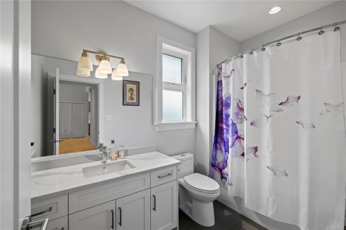 1312 Langara Dr, Nanaimo, BC 