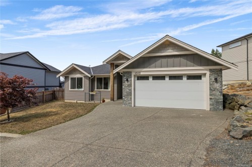 1312 Langara Dr, Nanaimo, BC 
