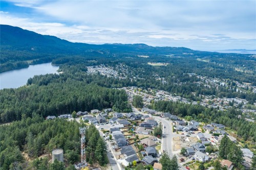 1312 Langara Dr, Nanaimo, BC 