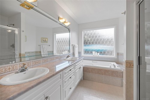 1139 Ormonde Rd, Qualicum Beach, BC 