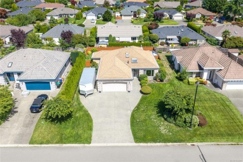 1139 Ormonde Rd, Qualicum Beach, BC 