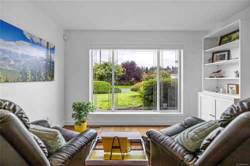 1139 Ormonde Rd, Qualicum Beach, BC 