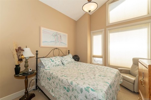 #402-3210 Jacklin Rd, Langford, BC - Indoor Photo Showing Bedroom