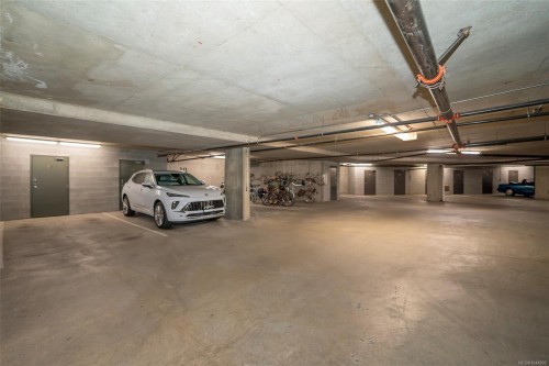 #402-3210 Jacklin Rd, Langford, BC - Indoor Photo Showing Garage