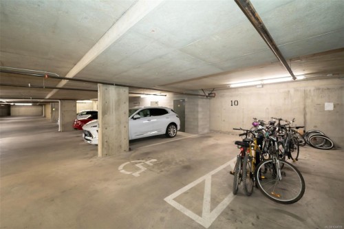 #402-3210 Jacklin Rd, Langford, BC - Indoor Photo Showing Garage