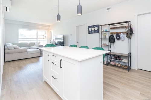 #301-2465 Gateway Rd, Langford, BC - Indoor