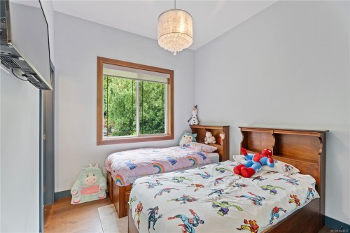 11680 Fairtide Rd, Ladysmith, BC 