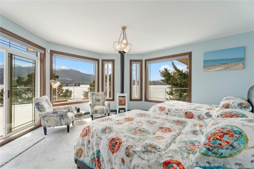 11680 Fairtide Rd, Ladysmith, BC 