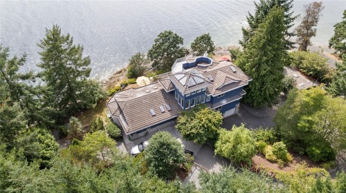11680 Fairtide Rd, Ladysmith, BC 