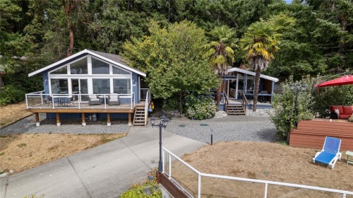 11680 Fairtide Rd, Ladysmith, BC 