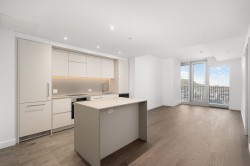 4309-1205 Place Phillips Montréal (Ville-Marie), QC H3B 0H3