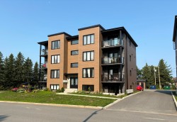 4-313 Av. Nault  Rouyn-Noranda, QC J9X 0C5