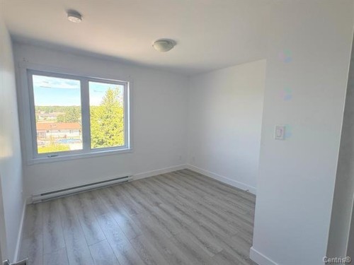 Chambre à coucher - 4-313 Av. Nault, Rouyn-Noranda, QC - Indoor Photo Showing Other Room