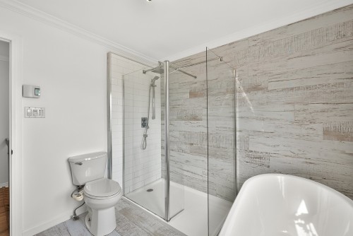 Salle de bains - 38 Rue Toupin, Saint-Constant, QC - Indoor Photo Showing Bathroom
