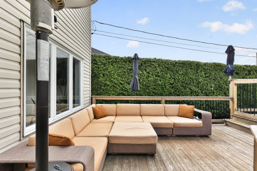 Terrasse - 38 Rue Toupin, Saint-Constant, QC - Outdoor With Exterior