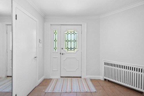 2234 Gordon Drive, Mississauga, ON - Indoor Photo Showing Other Room
