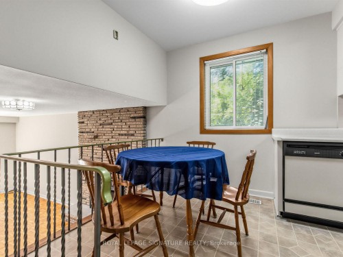 162 Bathgate Drive, Toronto, ON - Indoor Photo Showing Dining Room