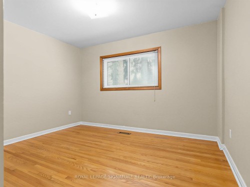 162 Bathgate Drive, Toronto, ON - Indoor Photo Showing Other Room