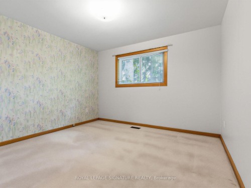 162 Bathgate Drive, Toronto, ON - Indoor Photo Showing Other Room