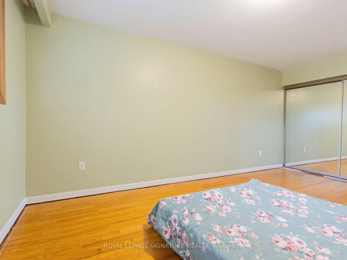 162 Bathgate Drive, Toronto, ON - Indoor Photo Showing Bedroom