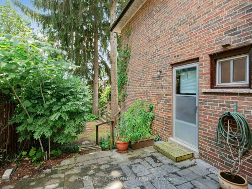 162 Bathgate Drive, Toronto, ON - Outdoor