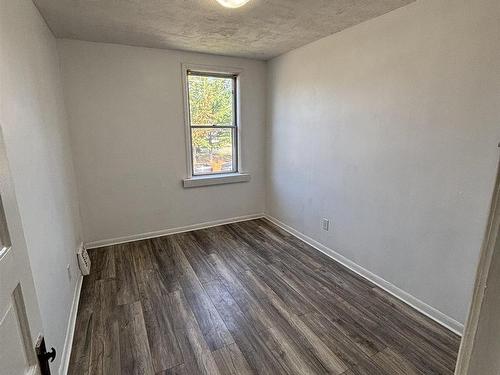 9 Ruttan St., Thunder Bay, ON - Indoor Photo Showing Other Room