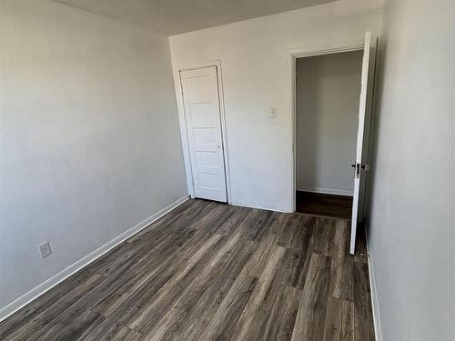 9 Ruttan St., Thunder Bay, ON - Indoor Photo Showing Other Room