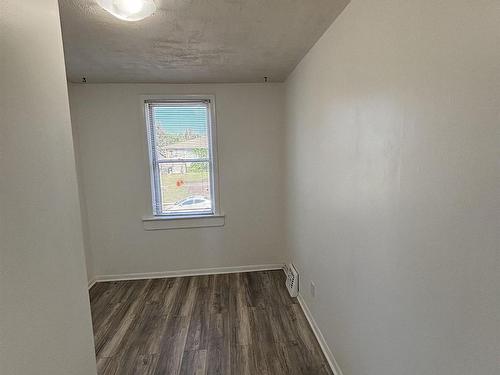 9 Ruttan St., Thunder Bay, ON - Indoor Photo Showing Other Room