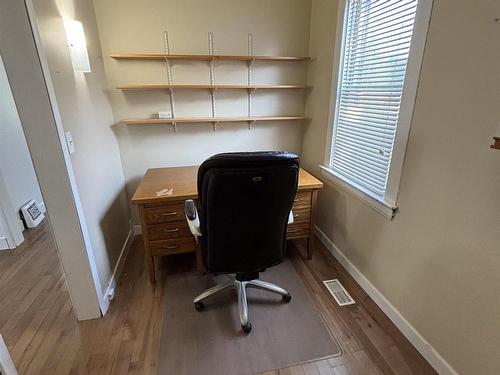 9 Ruttan St., Thunder Bay, ON - Indoor Photo Showing Office