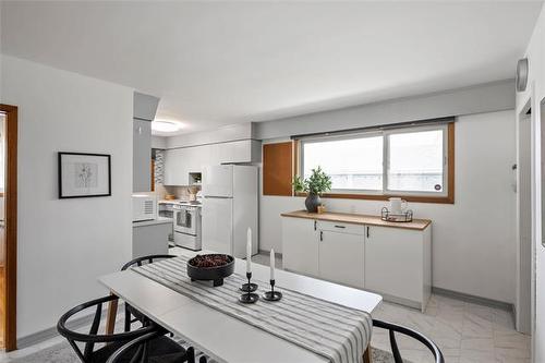 102 Ashbury Bay, Winnipeg, MB - Indoor