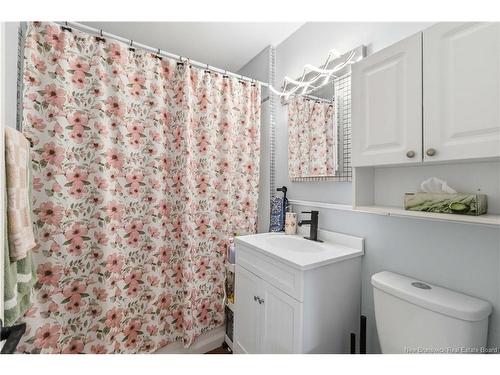 743 Salisbury Rd, Moncton, NB 