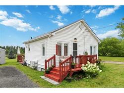 743 Salisbury RD Moncton, NB E1E 1C4