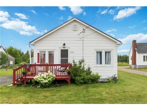 743 Salisbury Rd, Moncton, NB 