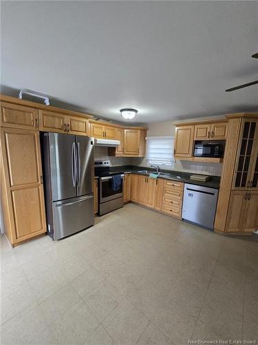 190 Lakeside Avenue, Bathurst, NB 