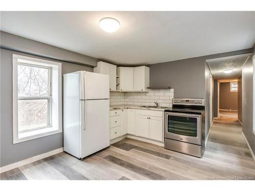 167 Adelaide St, Saint John, NB - Indoor Photo Showing Kitchen With Double Sink